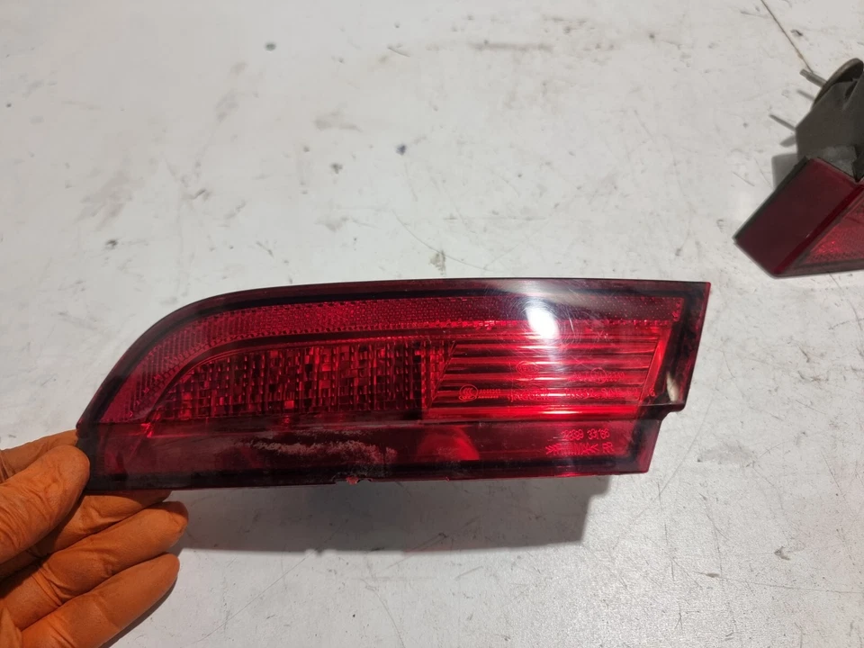 Jaguar XF Rear Tail Light Inner Outer Set Right O/S PreFacelift 2010 8X2313404BD - Image 3 of 4