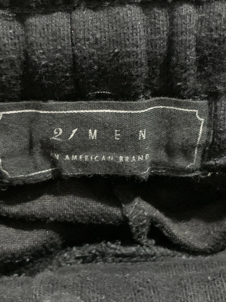 21 Men An American Brand Men’s Black Drawstring Sweat Shorts 32In Waist 3 Pocket - Image 3 of 4