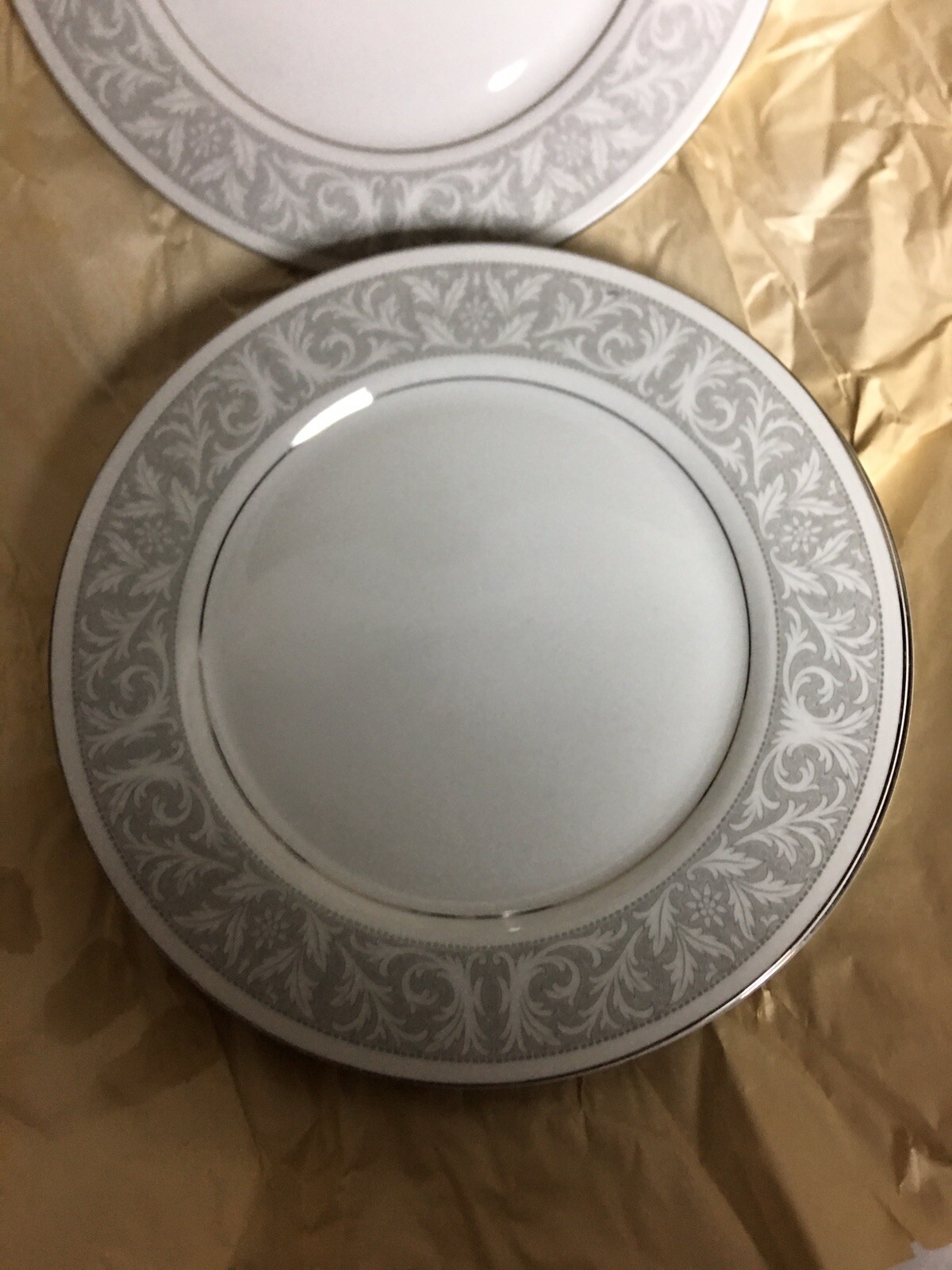 Imperial China Whitney by W. Dalton 5671 Set of 4 10 3/8" Dinner