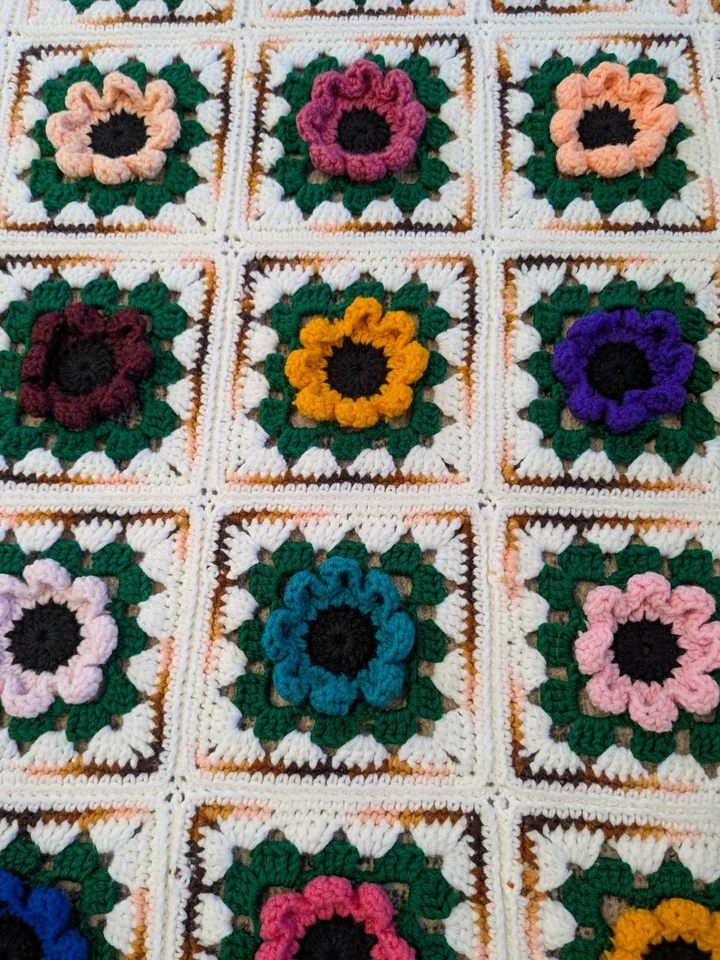 Manta afgana cuadrada de crochet abuela hecha a mano flores levantadas 3D 78"X65" Foto 3 de 4