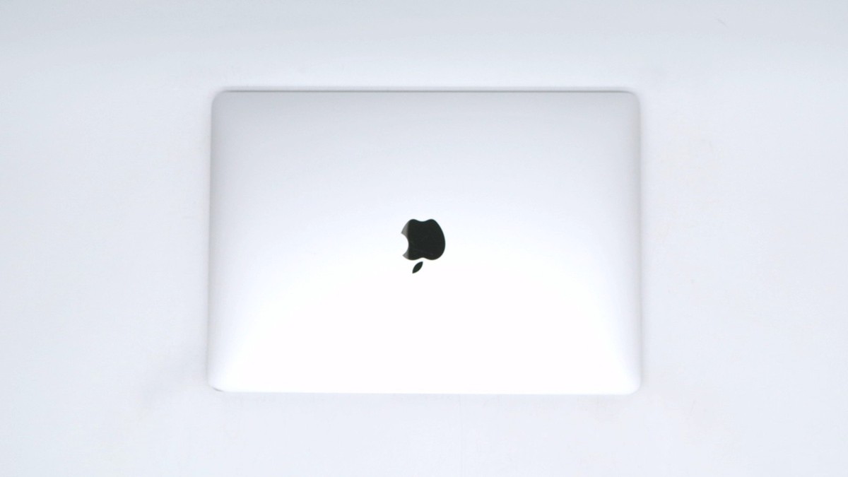Apple MacBook Air 13 M1 8-Core 16GB 512GB Silver 2020 - Used Good