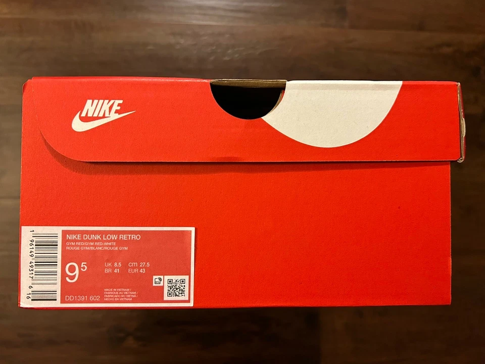 Nike Hombres Dunk Low Retro Blanco Gimnasio Rojo DD1391-602 Tenis Zapatos Talla 9.5 NUEVO Foto 2 de 4