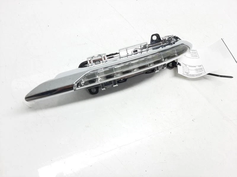 Faro antiniebla izquierdo mercedes 221 s550 cl550 led drl 2218201756 Foto 2 de 4