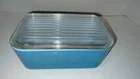 Pyrex Vintage 1950's Blue Refrigerator Dish 0502 1-1/2 Pint, USA, Lid Chip Read
