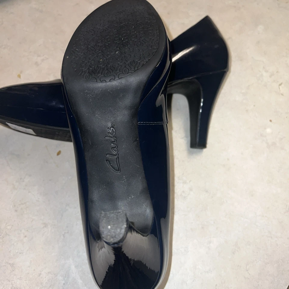 Clarks Pumps Size 10 Blue Patent Leather Brier Dolly Platform High Heels Dressy - Image 3 of 4