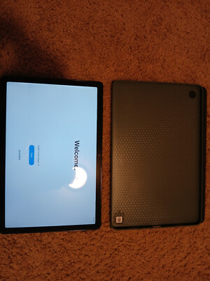Samsung Galaxy Tab A9+ 64 GB Graphite + Black/Green Case Bundle