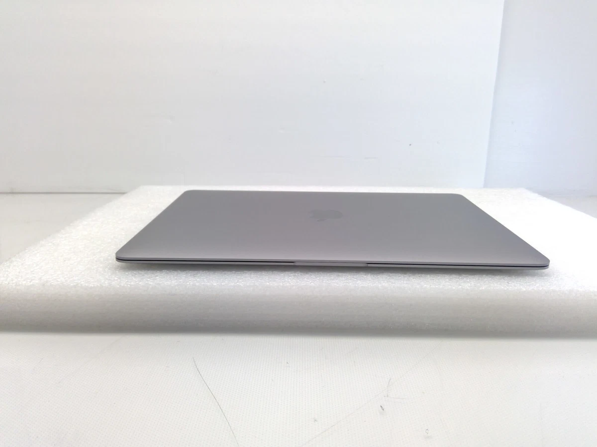 Apple A2337 MacBook Air M1 2020 8GB Ram 512GB SSD 8Core CPU