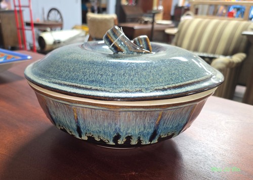 Unique Vintage Bill Campbell Drip Glaze Casserole Serving Dish - Picture 3 of 5