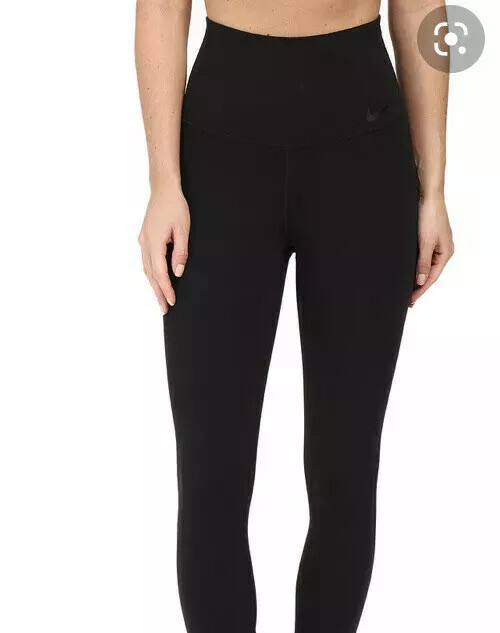 Nike Sculpt Power Legendary High Rise Capri Leggings Black, Size S