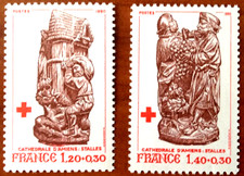 FRANCE CROIX ROUGE 1980 N° 2116** et  N° 2117 ** Cathédrale D'AMIENS
