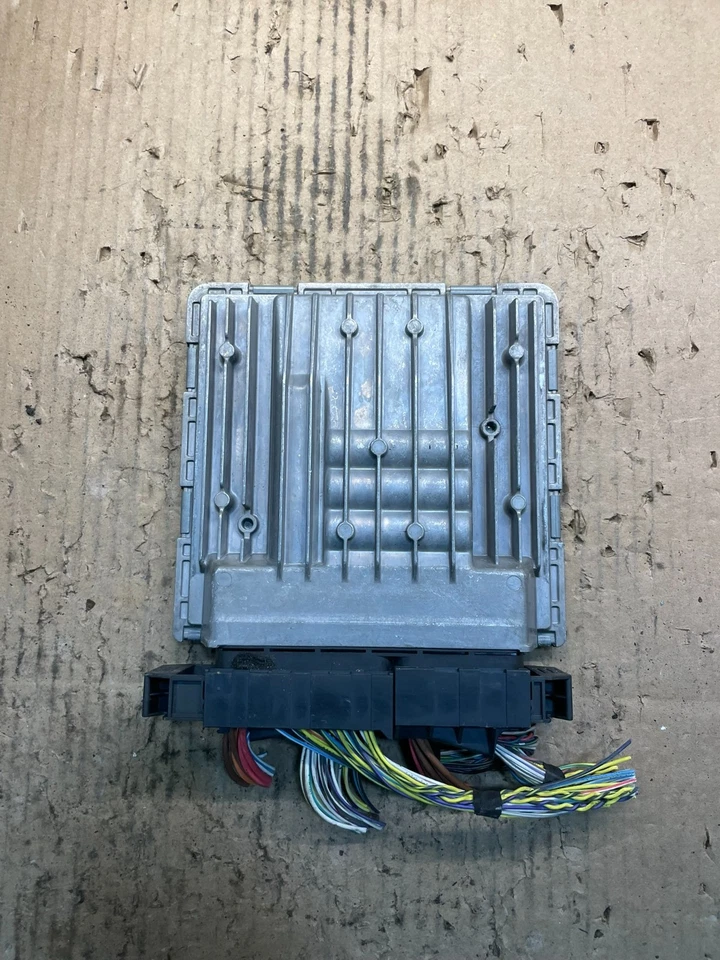 BMW 328i 528i 2007 a 2013 motor ECM ECU OEM u9456 DG Foto 3 de 4