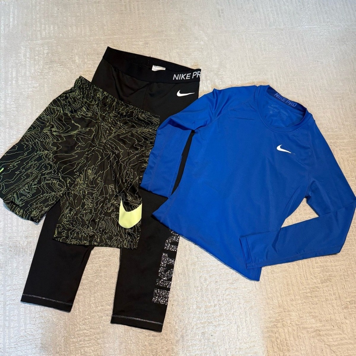nike pro workout set