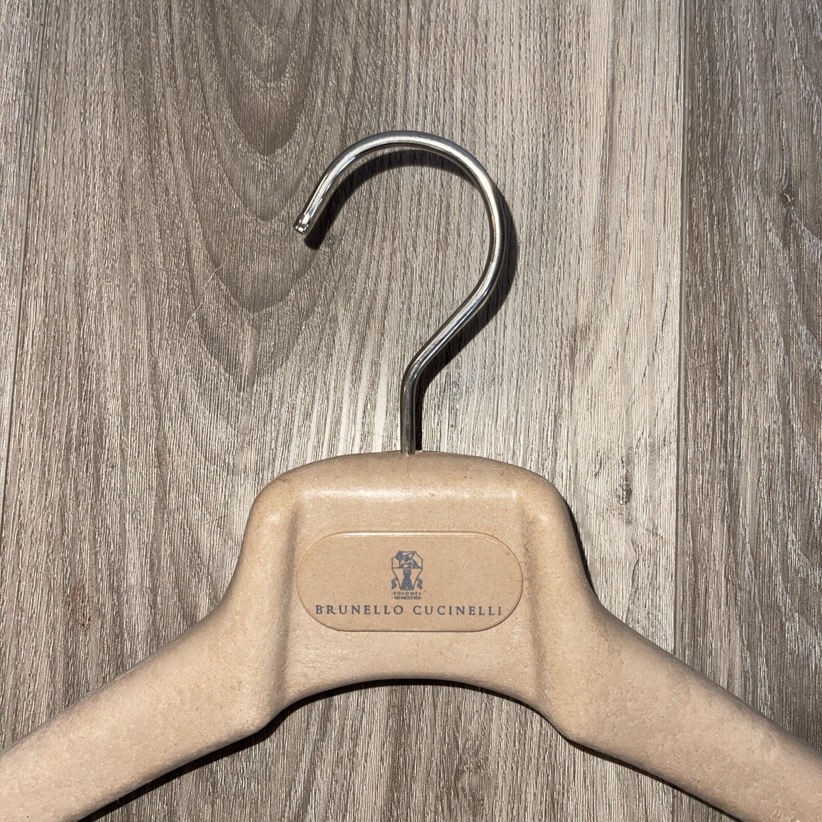 BRUNELLO CUCINELLI 木製ハンガー Brunello cucinelli ハンガー - メルカリ