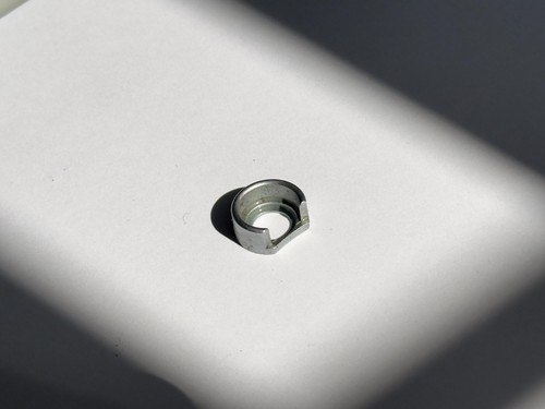 Leica M3 Lens Mount Button Cover Spare Part - Picture 1 of 6