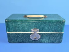 Vintage tackle Box, Green, Fiberglass, Simonsen Metal Products Co.