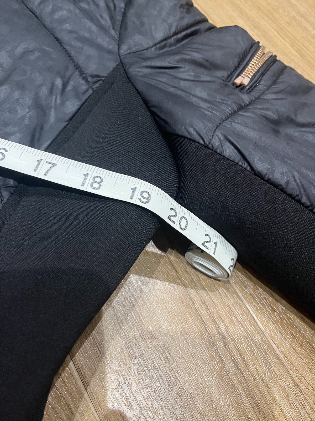 Michael Kors Removable Fur Hood Rose Gold Zip Black Padded Coat Women’s M thumbnail 14