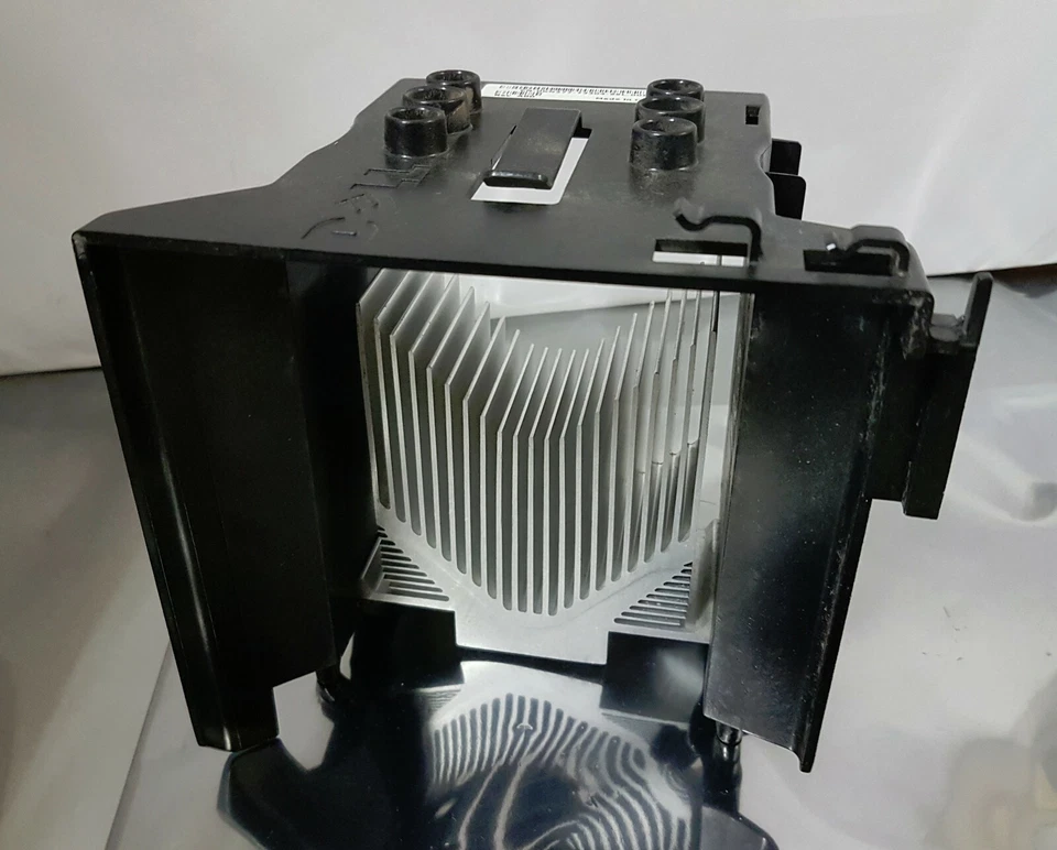 Dell Dimension E521 Optiplex 740 740E CPU Heatsink and Shroud, DP/N KN277 0KN277 - Image 2 of 4