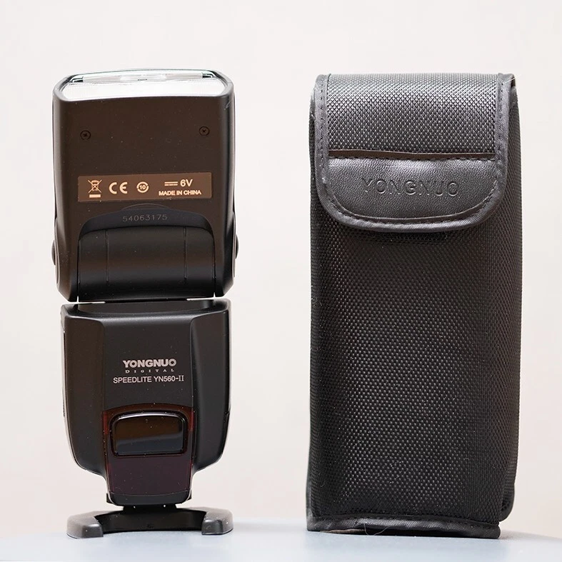 Flash speedlite YN560-II pour reflex Nikon en bon état, idéal pour strobisme. - Photo 1/1