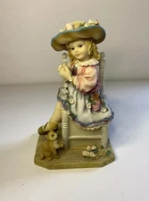 Daisy Chains Figurine Leonardo Collection Limited Resin Cottage Girl Numbered