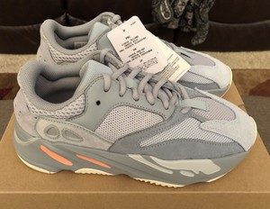 yeezy 700 inertia size 6