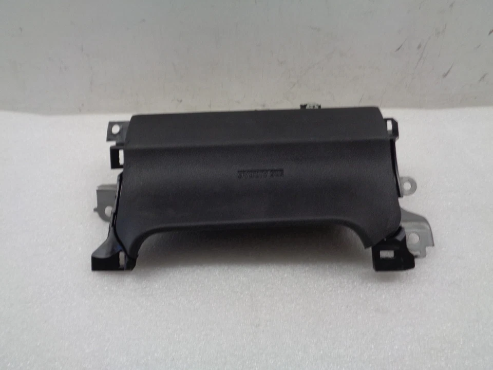 Левая коленная панель для приборной панели водителя Toyota Mirai 2016–2018 годов от оригинального производителя AK2507217 черная - Изображение 3 из 4