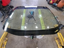 1999 Corvette C5 Front Windshield Glass With Hud Option Uv6 99-04 1999 Corvette C5 Front Windshield Glass With Hud Option Uv6 99-04