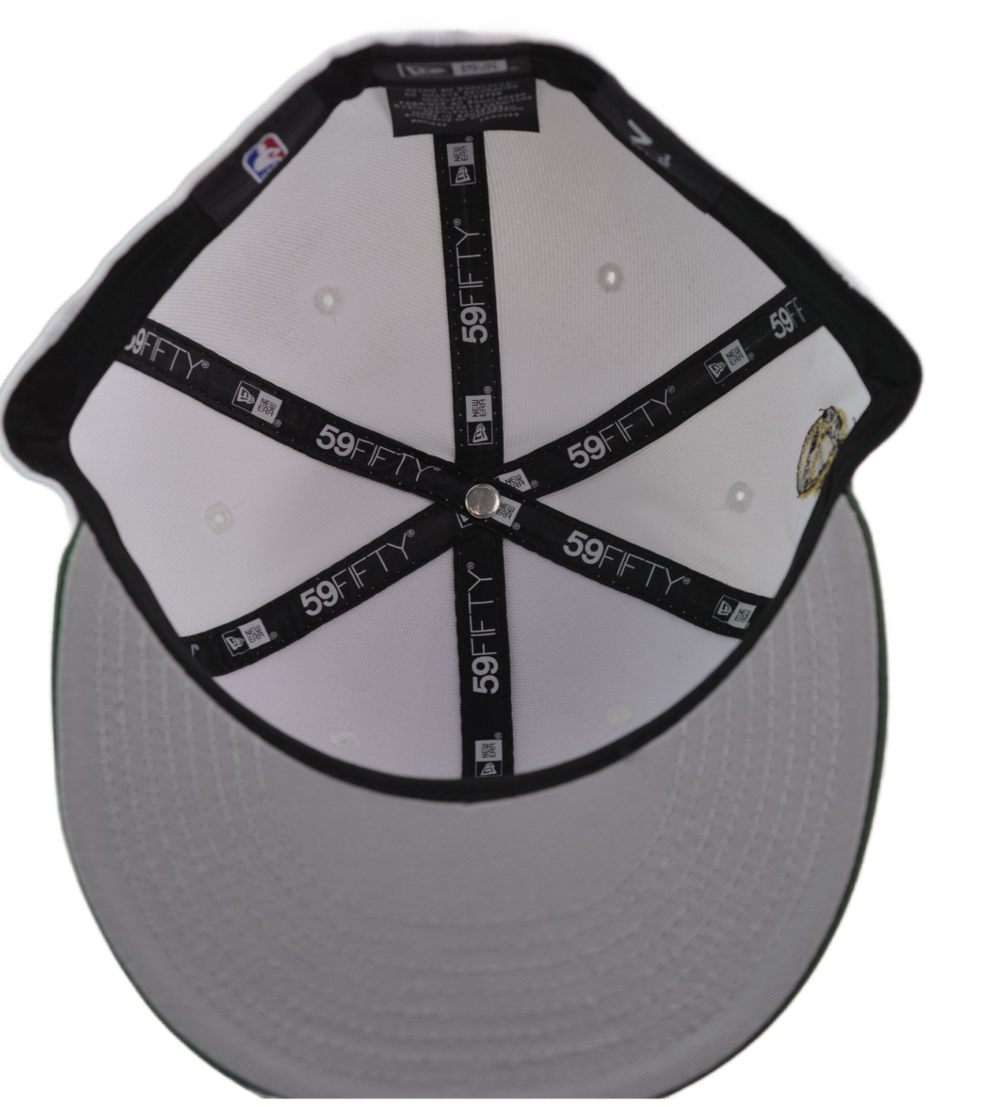 Milwaukee Bucks 21 NBA Champs 59FIFTY Fitted Hat New Era - White/Green