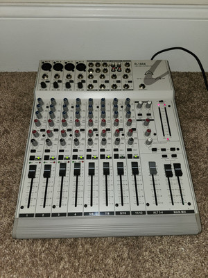 Wharfedale Pro R-1604 Mixer 4 Mic/Line 4 Stereo Line w/ Adapter - Nice Condition