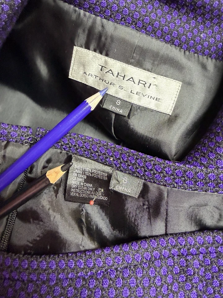 NEW Tahari ASL Skirt Suit Size 8 Two Piece Set Double Breasted Pockets Executive - Image 2 of 4