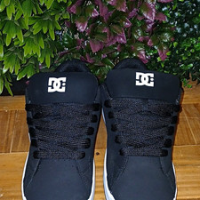 DC Shoes Mens Black Skateboarding Shoes US 10...