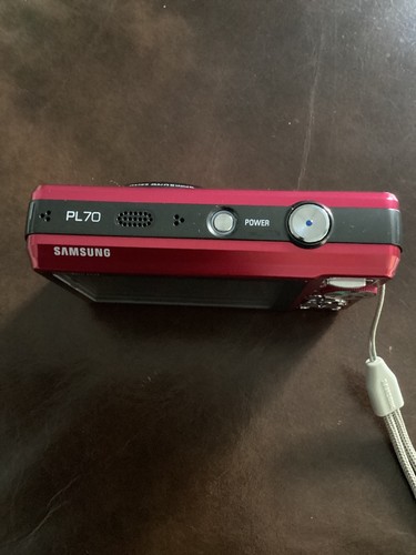 SAMSUNG PL70 RED 12MP Digital Compact Camera Mint- Boxed Superb - Picture 6 of 8