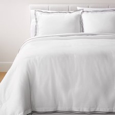 Full/Queen Flange Merrow Comforter Sham White/Dark Gray Threshold