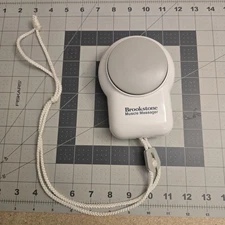 Brookstone Handheld Personal Muscle Massager White Portable Battery Operated