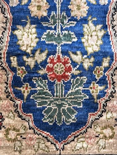 Very Fine Persian Silk Prayer Rug 32 x 20 - Picture 4 of 10