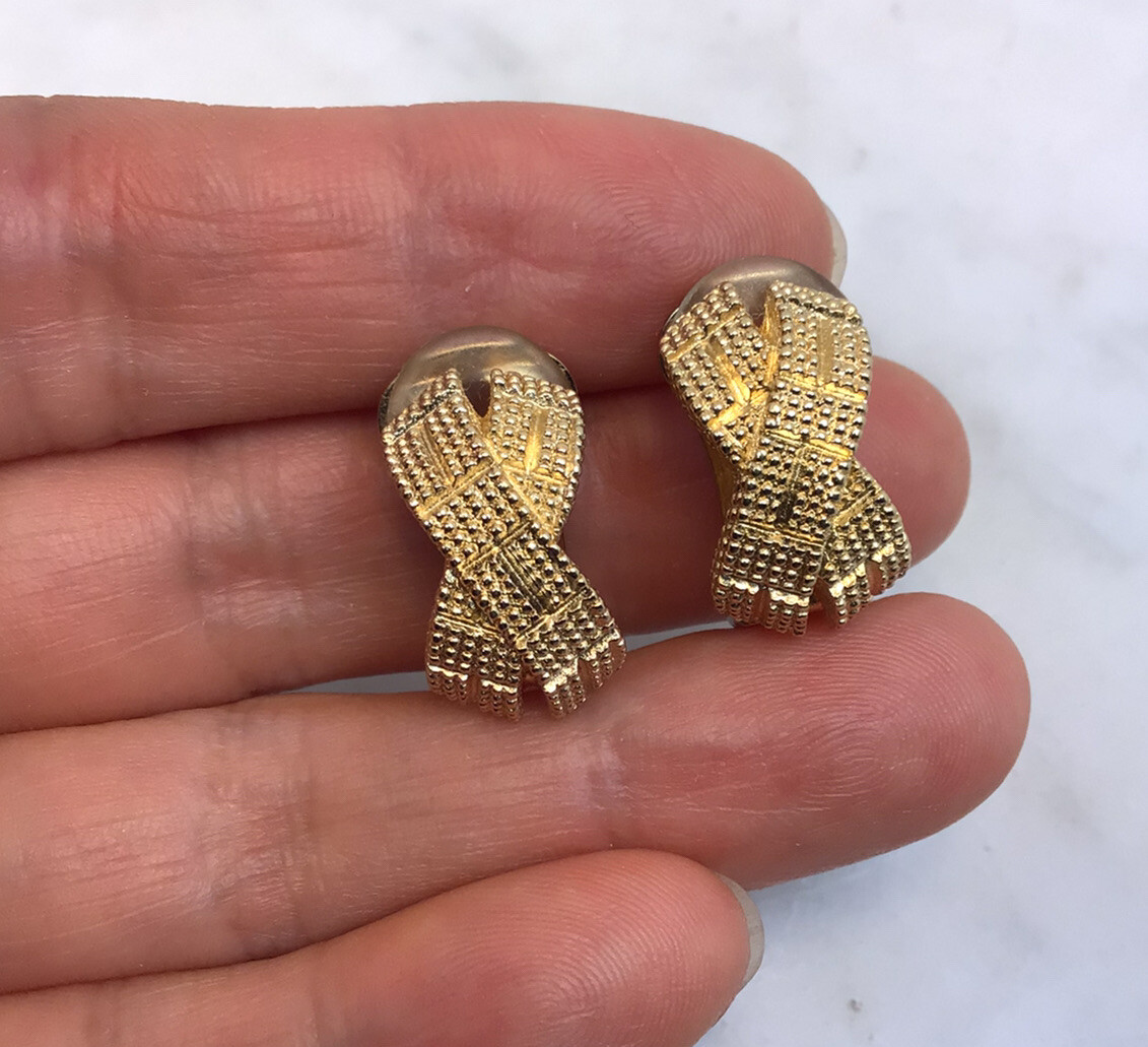 Vintage CHRISTIAN DIOR Textured Gold Tone X Clip On Earrings