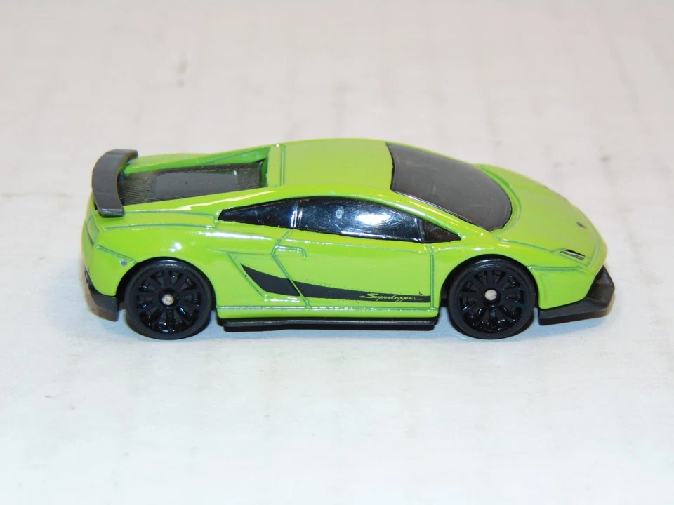 Hot Wheels Lamborghini Gallardo L 570-4 Superleggera - Image 3 of 4