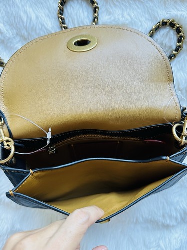 NWT COACH 1941 BLACK GLOVE-TANNED LEATHER TURNLOCK SADDLE CROSSBODY BAG $495 - Picture 13 of 17