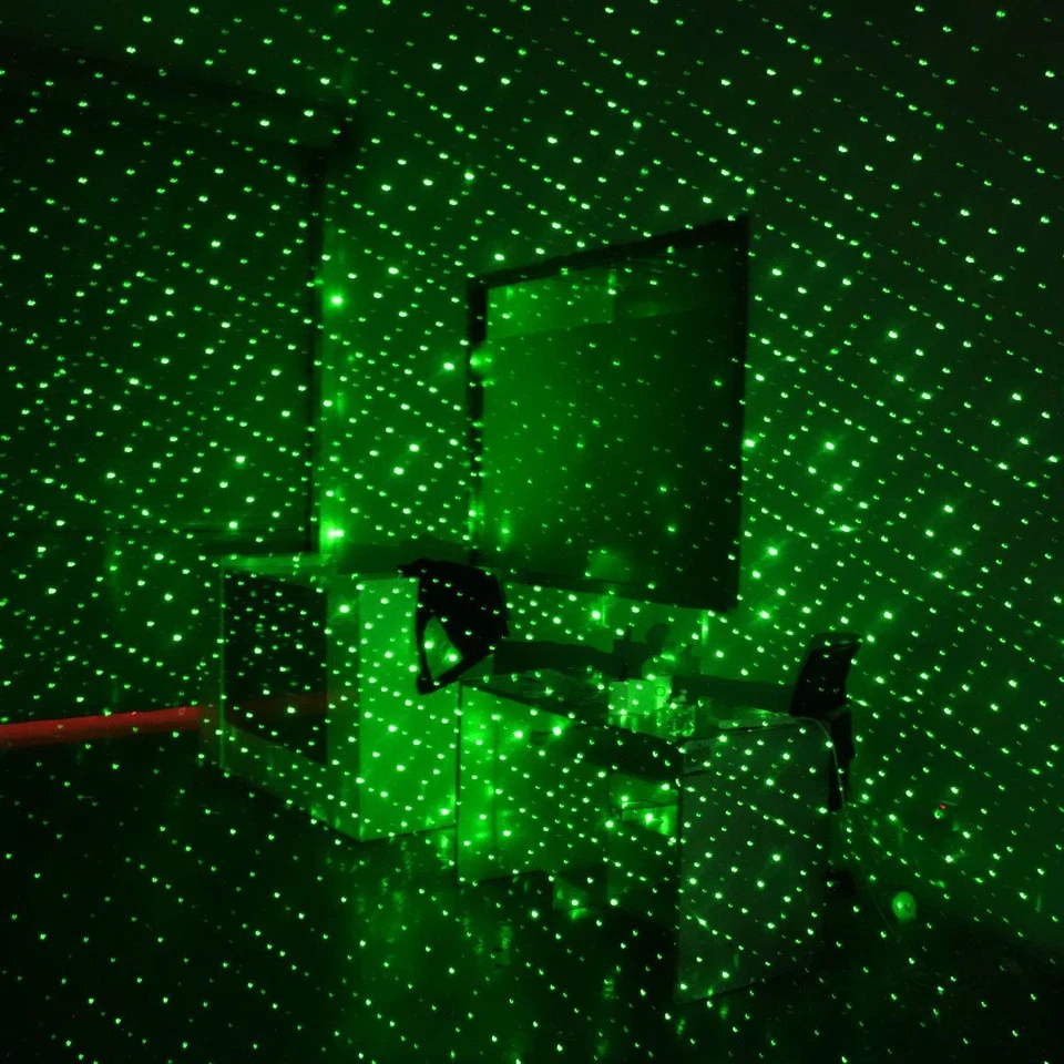 Pluma de rejilla láser verde caza fantasmas x 2  Foto 3 de 4