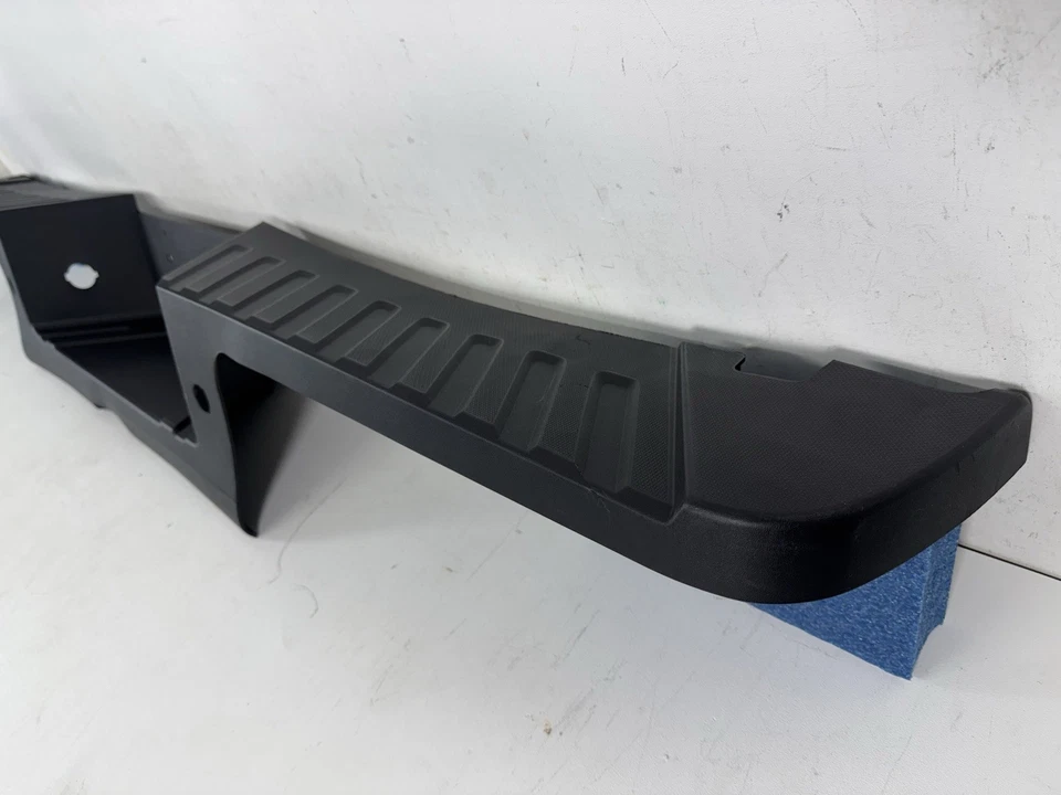 AM Rear Bumper Cover Step Pad w/ Sensor Holes For 2008-2016 Ford F250 F350 F450 Foto 2 de 4