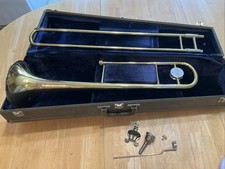 USED CONN CONNQUEST H77-TROMBONE WITH CASE 12C Conn Mouthpiece