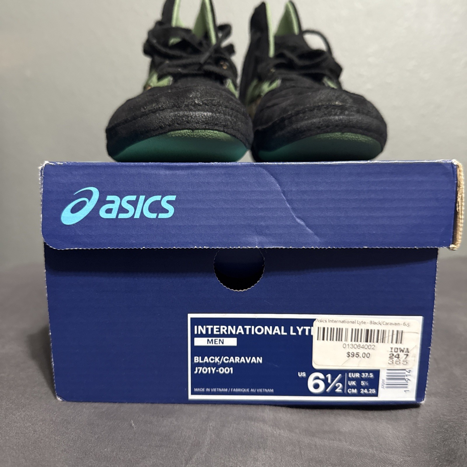 ASICS INTERNATIONAL LYTE SIZE 6.5 WRESTLING SHOES MENS BLACK AND GREEN  thumbnail 2