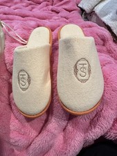 Taylor Swift The Life of a Showgirl Slippers Size M 5.5 / W 7 NEW   