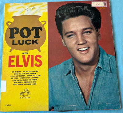 Pot Luck with Elvis - 12'' Vintage Vinyl Album by Elvis 1962 Pressing RCA Victor