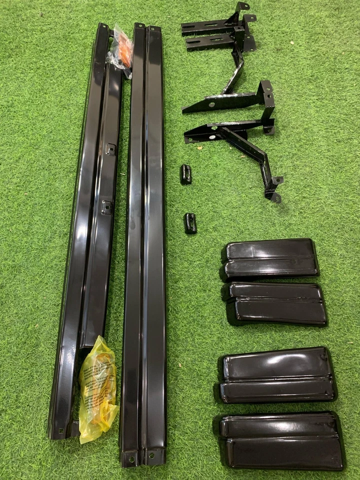 TOYOTA COROLLA 1982-1983 BUMPERS COMPLETE SETUP -KE70-TE72-KE75 - Image 2 of 4