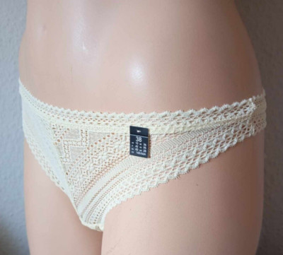 Zarter Etam String Tanga  Höschen ''Sublime'' mit viel Spitze zartes Gelb XS / 34