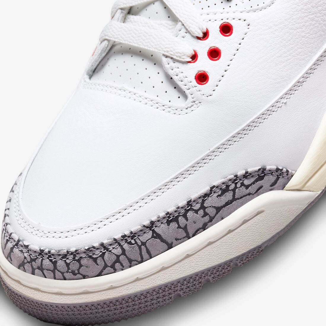 2023 Nike Air Jordan 3 Retro OG SZ 14 White Cement Grey Reimagined