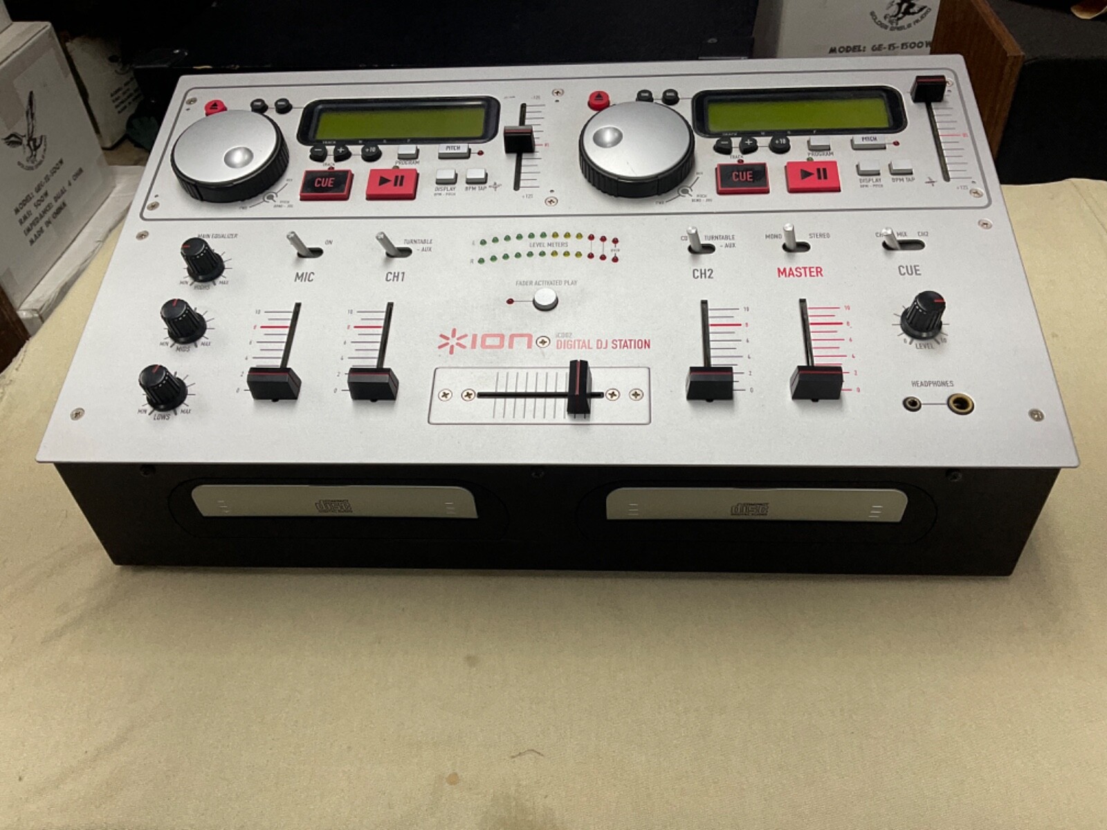 Ion Audio Pro Digital DJ Station Mixer Model iCD02 eBay