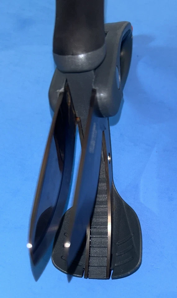 Tijeras de cocina de chef mimadas para picar ensaladas de doble hoja Foto 3 de 4