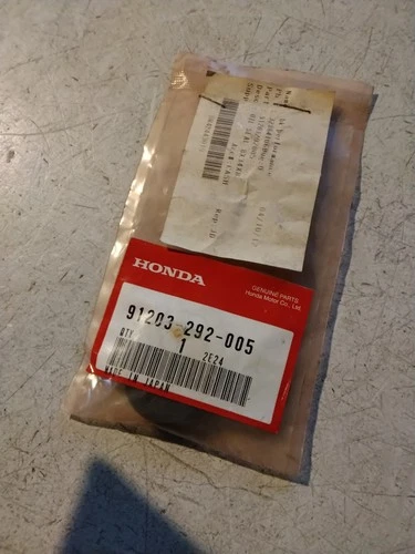 Honda XL 250K XL 350K Oil Seal 8X34X8   91203-292-005