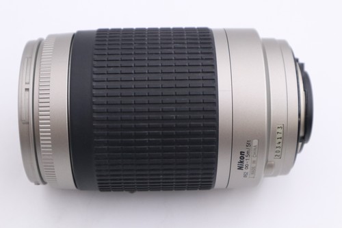 Nikon AF NIKKOR 70-300mm F4-5.6G Sliver AF Lens from Japan (f03946) - Picture 5 of 10